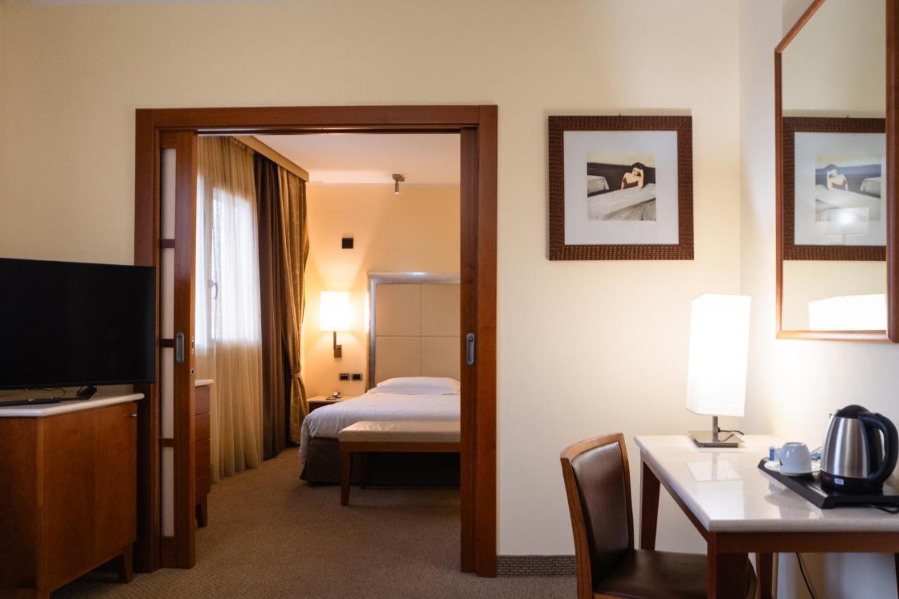 Hotel Airone - Ombrellone Incluso Al Bagno Dolce Vita A Marina Dal 1 Giugno Al 15 Settembre Grosseto Exterior foto