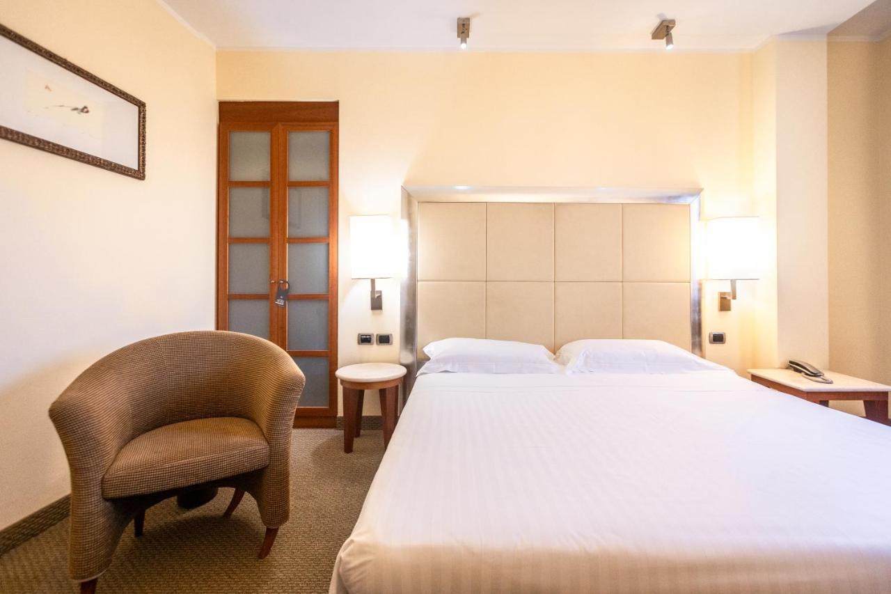 Hotel Airone - Ombrellone Incluso Al Bagno Dolce Vita A Marina Dal 1 Giugno Al 15 Settembre Grosseto Exterior foto
