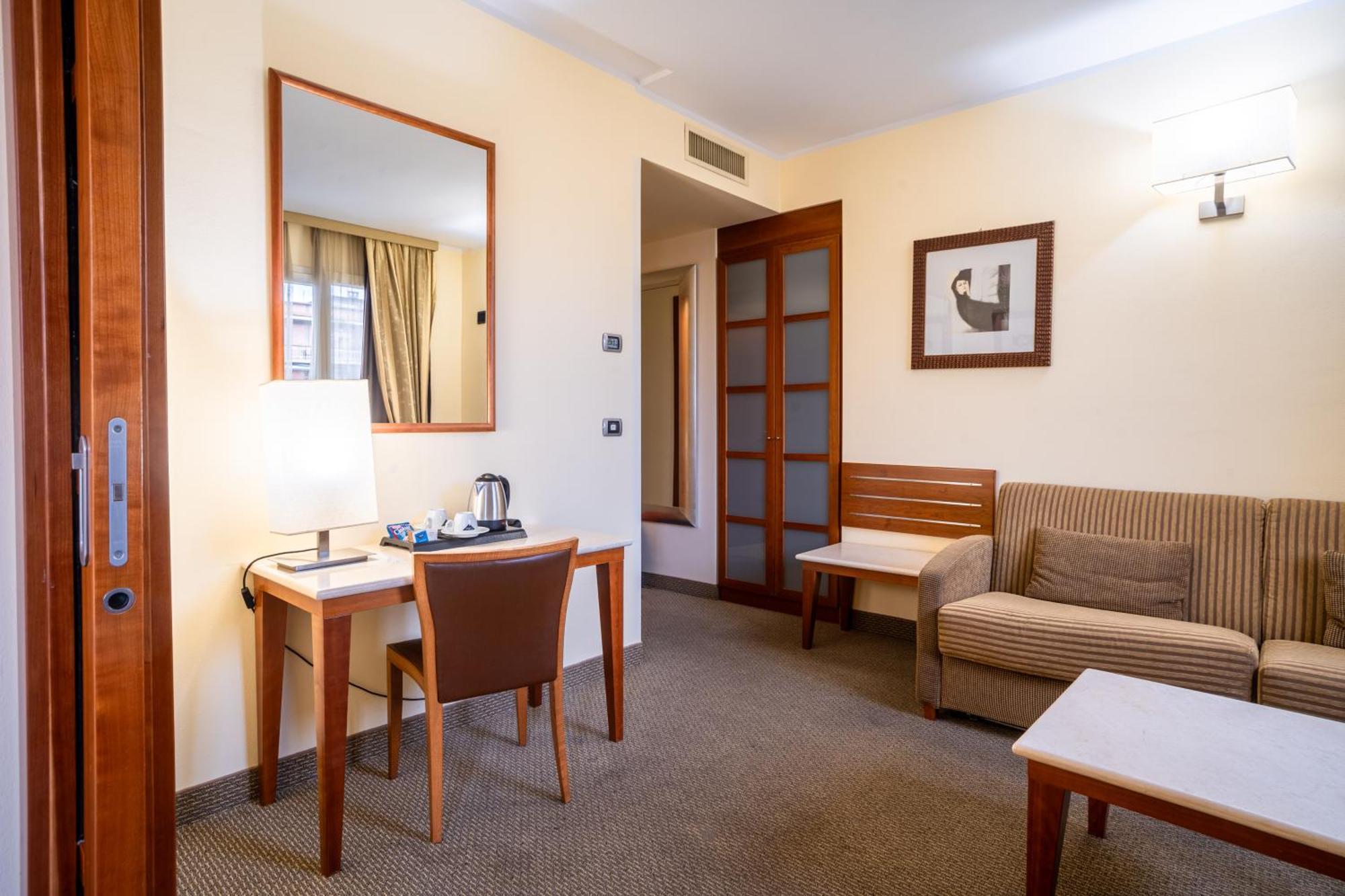 Hotel Airone - Ombrellone Incluso Al Bagno Dolce Vita A Marina Dal 1 Giugno Al 15 Settembre Grosseto Exterior foto